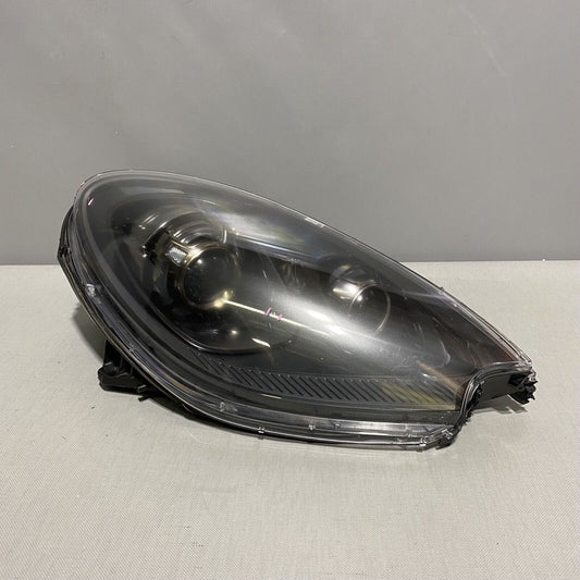 95B941032DB PORSCHE MACAN GTS HEADLIGHT RIGHT SIDE BI-XENON OEM 95B941032DB 2015 2016 2017