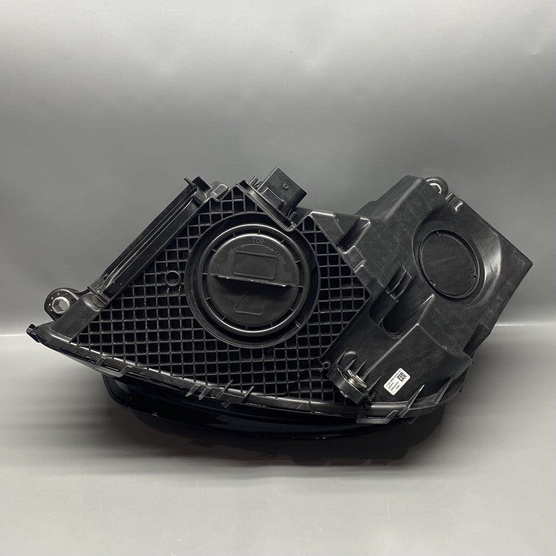 MERCEDES BENZ GLC300 HEADLIGHT RIGHT PASSENGER A2539067401 2020 2021 2