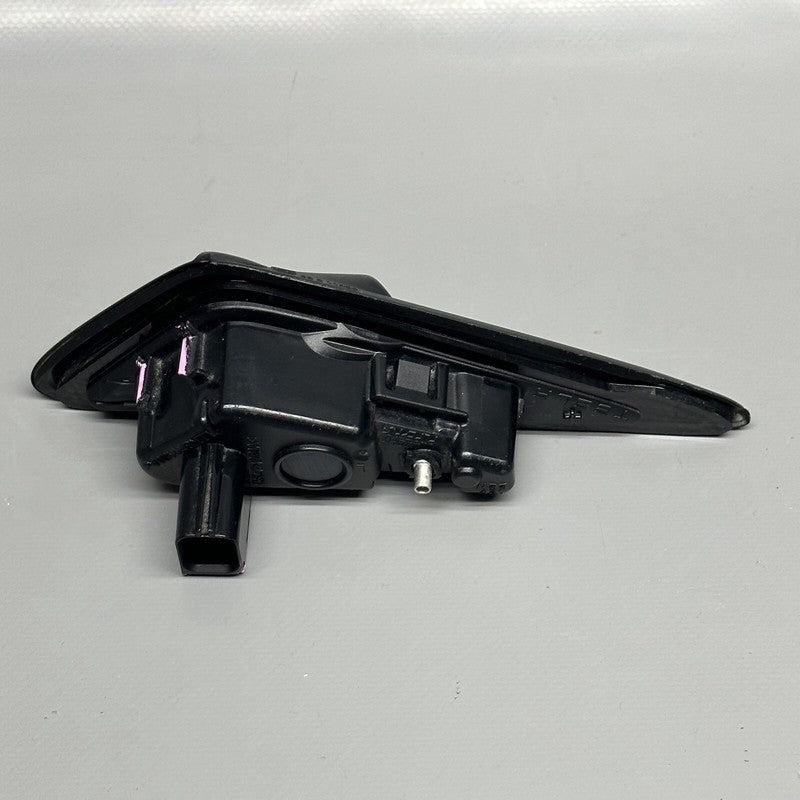 1495864-20-D TESLA MODEL 3 Y FENDER CAMERA MARKER LEFT 2017 18 19 20 21 2022 OEM 1495864-20-D