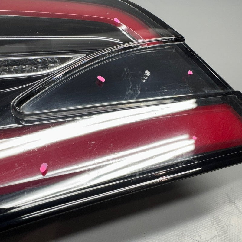 TESLA MODEL X TAIL LIGHT LEFT DRIVER 2016 2017 2018 2019 2020 OEM 1034