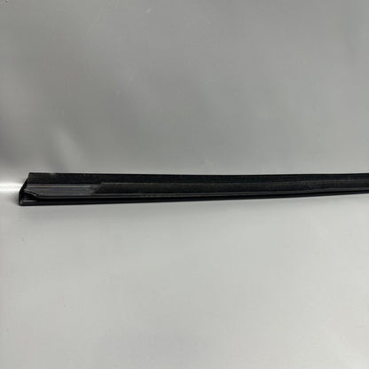 1495712-00-C TESLA MODEL Y DOOR WINDOW MOLDING LEFT REAR 2020 2021 2022 2023 OEM 1495712-00-C