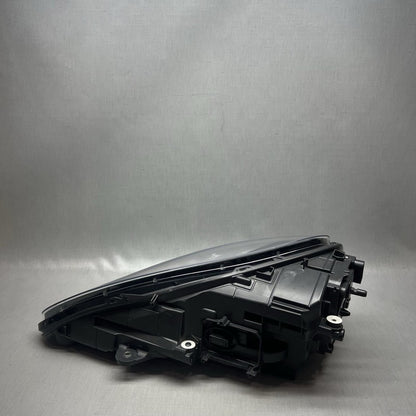 95B941010AR PORSCHE MACAN  HEADLIGHT RIGHT PASSENGER 2019 2020 2021 FULL LED OEM 95B941010AR