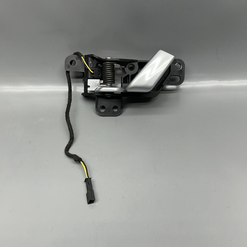 1047629-00-A TESLA MODEL X DOOR OPENER INTERIOR RELEASE LEFT FRONT 2015 2016 2017 2018 OEM