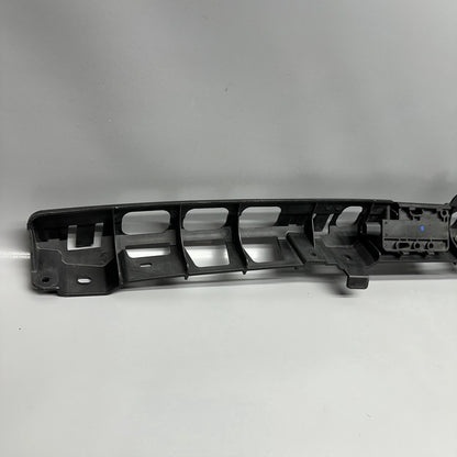 7P5807863 PORSCHE CAYENNE REAR BUMPER CENTER BRACKET 2011 12 13 14 15 16 17 2018 7P5807863