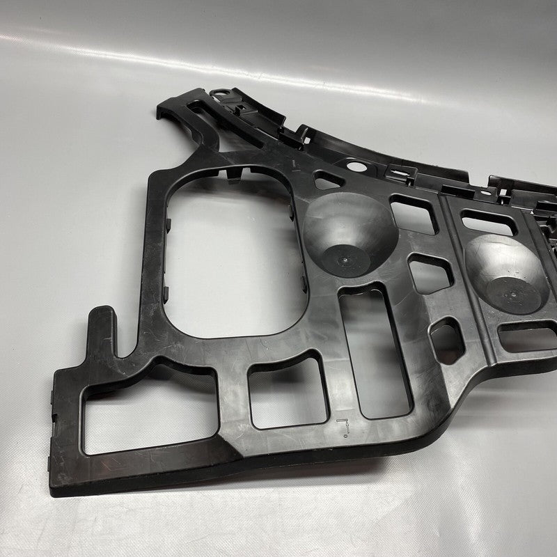 7P5807378A PORSCHE CAYENNE BUMPER GUIDE RIGHT REAR 2011 2012 2013 2014  OEM 7P5807378A