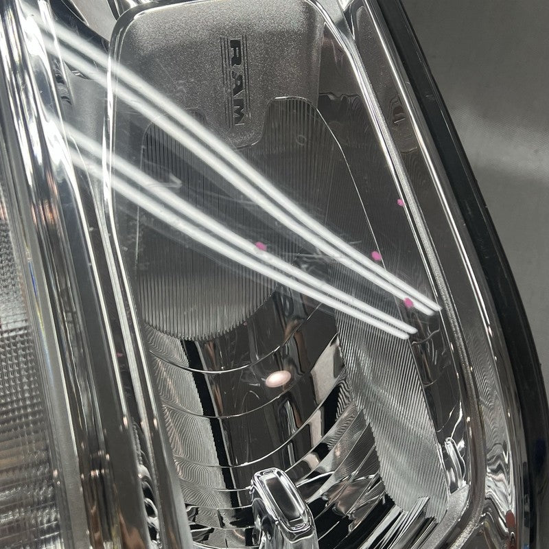 68360177AD RAM 2500 HEADLIGHT LEFT DRIVER 3500 2020 2021 2022 2023 2024 HALOGEN 68360177AD