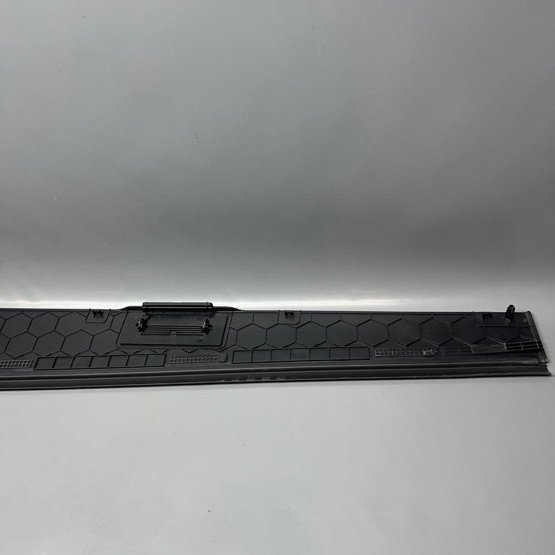 TESLA CYBERTRUCK BEDSIDE SAIL APPLIQUE RIGHT 2024 2025 OEM 1741539-00-