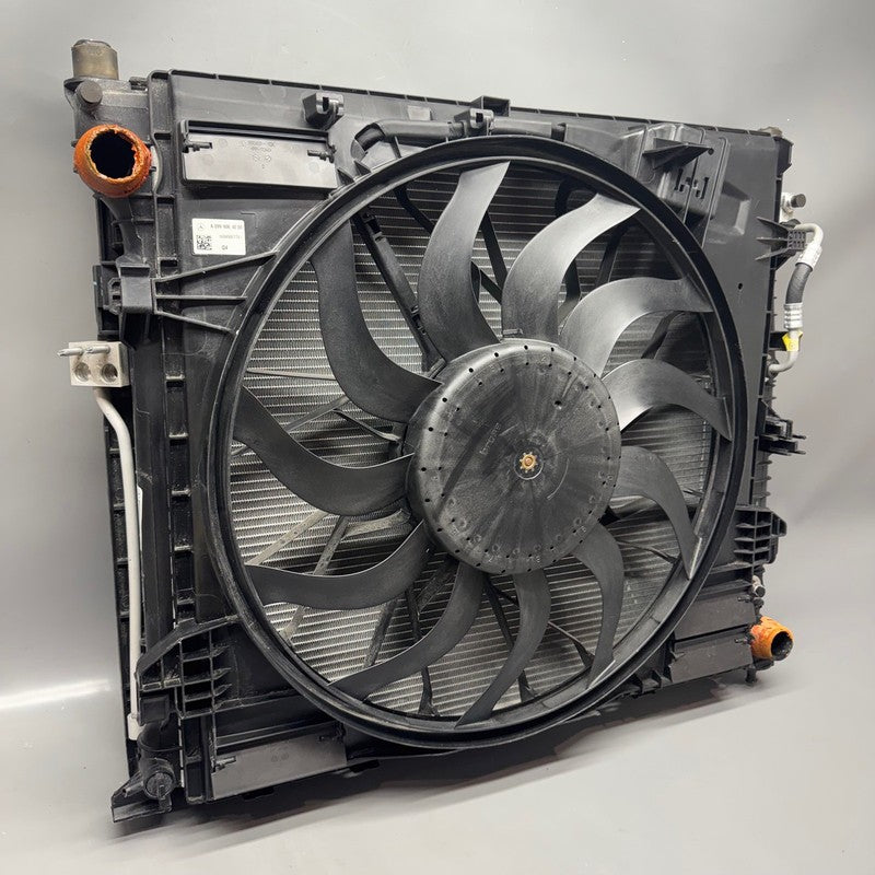 A0995000104 MERCEDES BENZ  GLE350 COOLING RADIATOR COUPE 2015 2016 2017 2018 OEM A0995000104