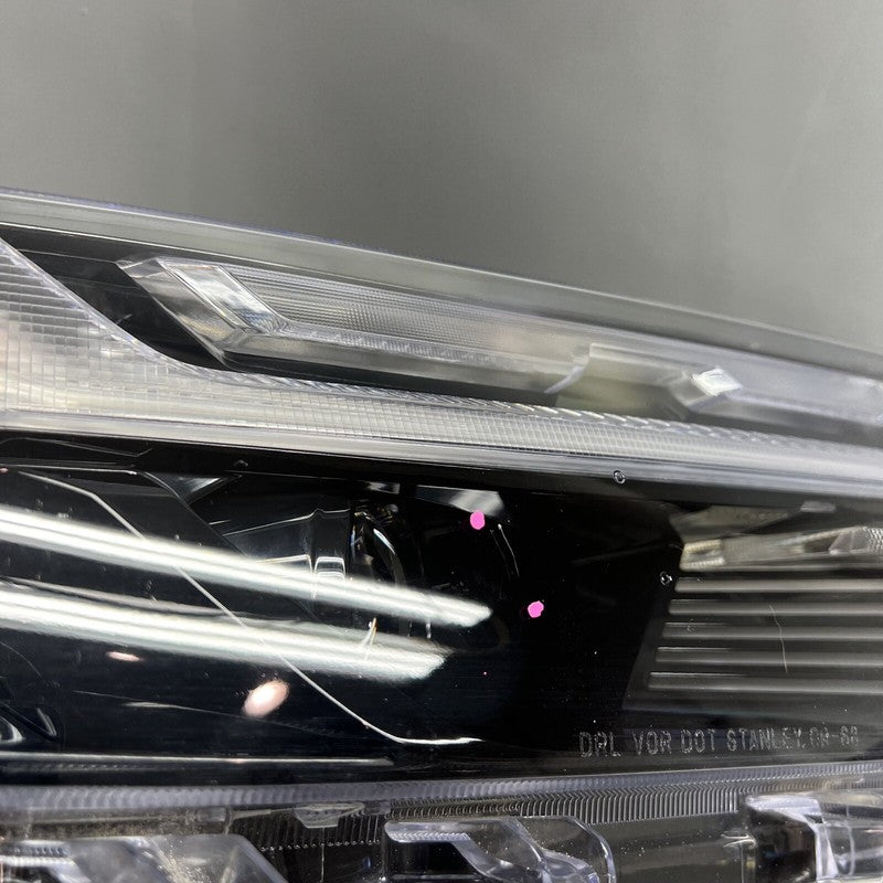 RAV 4 TOYOTA RAV 4 HEADLIGHT RIGHT PASSENGER 2022 2023 2024 LED OEM