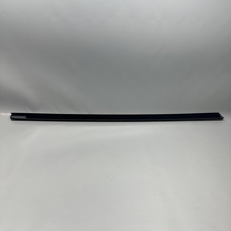 1080681-00-H TESLA MODEL 3 DOOR WINDOW MOLDING LEFT FRONT 2017 18 19 20 21 2022 1080681-00-H