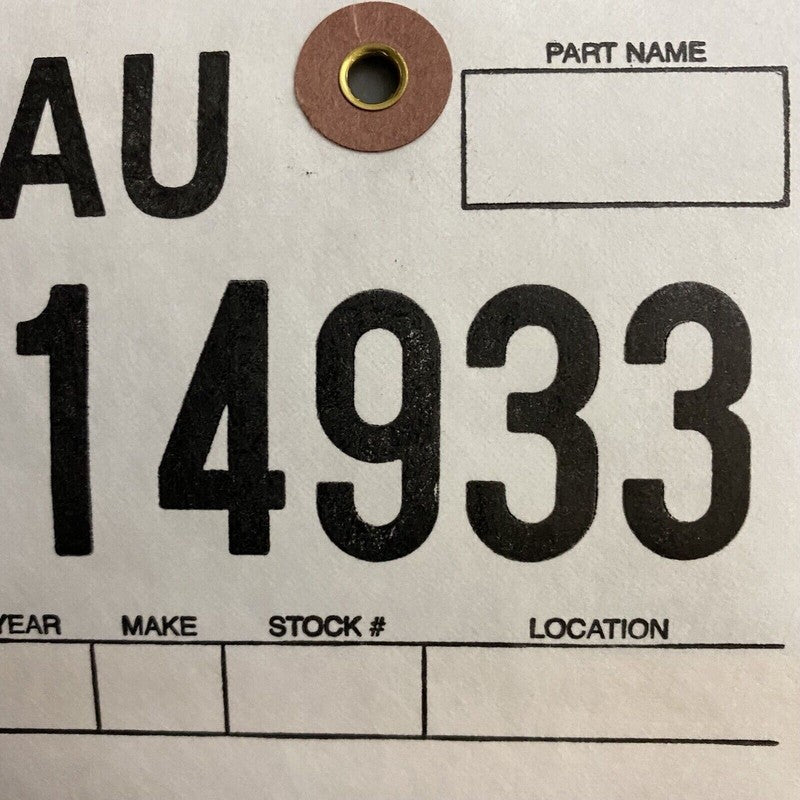 8R0805303A AUDI Q5 FENDER MOUNT BRACKET 2009 10 11 12 13 14 15 16 2017 OEM 8R0805303A