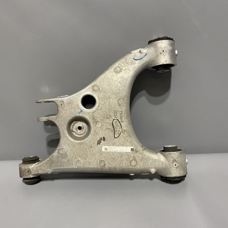 1021416-00-A TESLA MODEL S CONTROL ARM RIGHT REAR 1021416-00-A 2012 2013 2014 2015 OEM