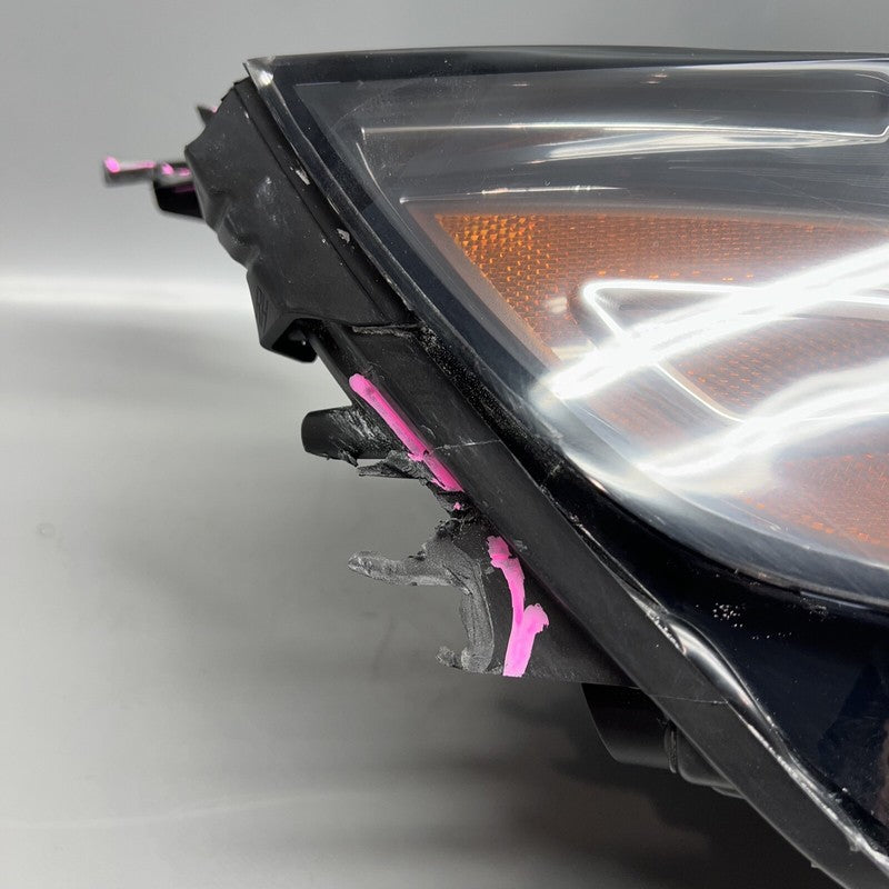 844346443 CHEVY IMPALA HEADLIGHT RIGHT PASSENGER 2014 XENON OEM DAMAGED