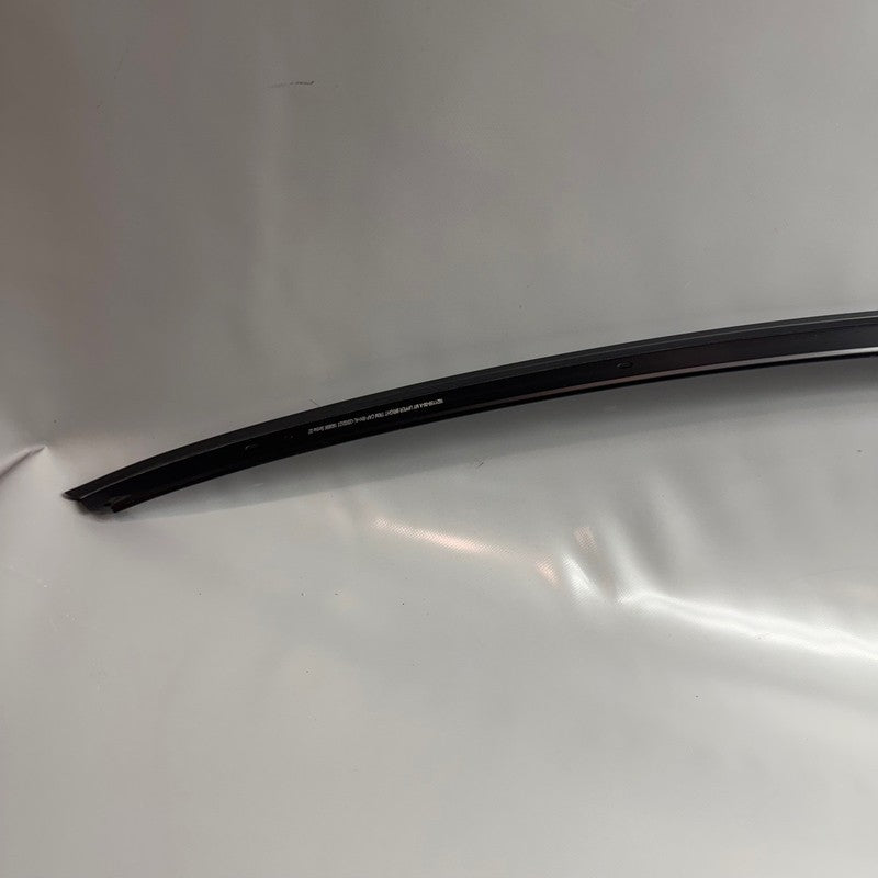 TESLA MODEL Y UPPER BRIGHT TRIM CAP RIGHT 2020 2021 2022 2023 2024 OEM