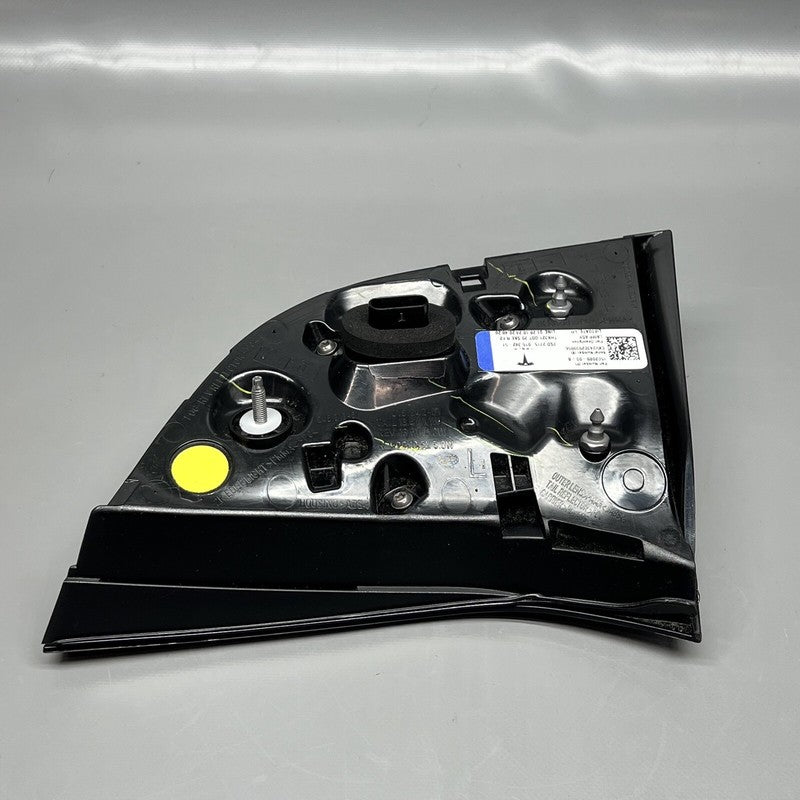 1502088-00-B TESLA MODEL Y TAIL LIGHT TRUNK LEFT DRIVER 2020 21 22 23 2024 1502088-00-B
