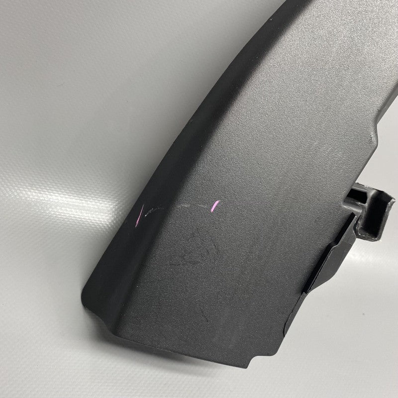 80A867610 AUDI Q5 DOOR WINDOW FRAME TRIM RIGHT FRONT 80A867610 2018 2019 2020 OEM