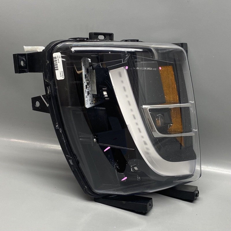 1034327-00-C TESLA MODEL X FOG LIGHT RIGHT PASSENGER 2016 2017 2018 2019 2020 1034327-00-C
