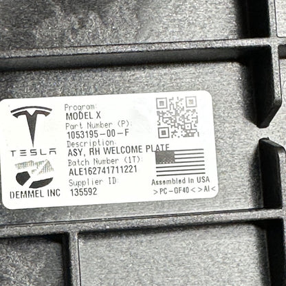 1032435-00-G TESLA MODEL X DOOR WELCOME PLATE TRIM RIGHT 2016 2017 2018 2019 2020 1053195-00F