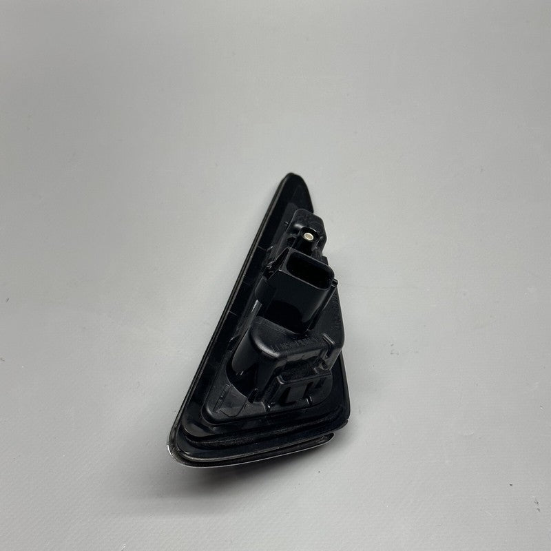 1495865-20-D TESLA MODEL 3 FENDER CAMERA MARKER RIGHT 2017 2018 2019 2020 OEM 1495865-20-D