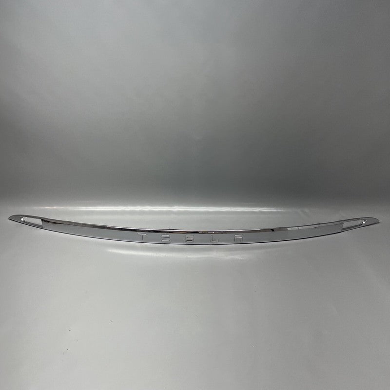 1008856-00-C TESLA MODEL S CHROME LIFTGATE APPLIQUE 2012 2013 2014 2015 OEM 1008856-00-C