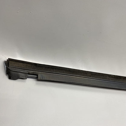 6009599-00-C TESLA MODEL S DOOR WINDOW MOLDING LEFT FRONT 2012 13 14 15 2016 OEM 6009599-00-C