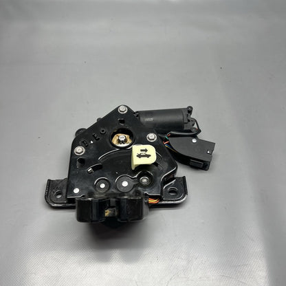 1500604-00-B TESLA MODEL Y 3 LIFTGATE CINCH LATCH 2017 2018 2019 2020 2021 2022 2023 OEM