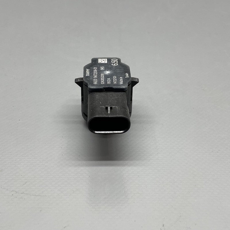 9472206-01 BMW M8 FRONT PARKING PDC SENSOR 2018 2019 2020 2021 OEM 9472206-01