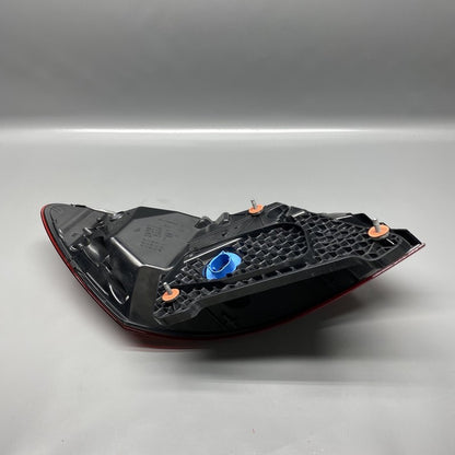 A2139065609 MERCEDES BENZ E300 E450 TAIL LIGHT RIGHT PASSENGER A2139065609 2021 2022 LED 