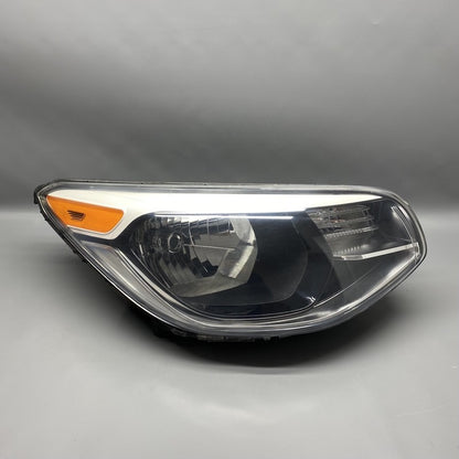 92102-B2 KIA SOUL HEADLIGHT RIGHT PASSENGER 2014 2015 92102-B2 HALOGEN OEM
