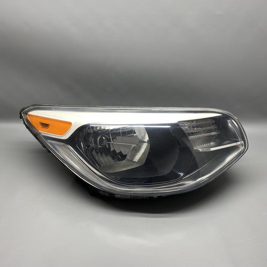 92102-B2 KIA SOUL HEADLIGHT RIGHT PASSENGER 2014 2015 92102-B2 HALOGEN OEM