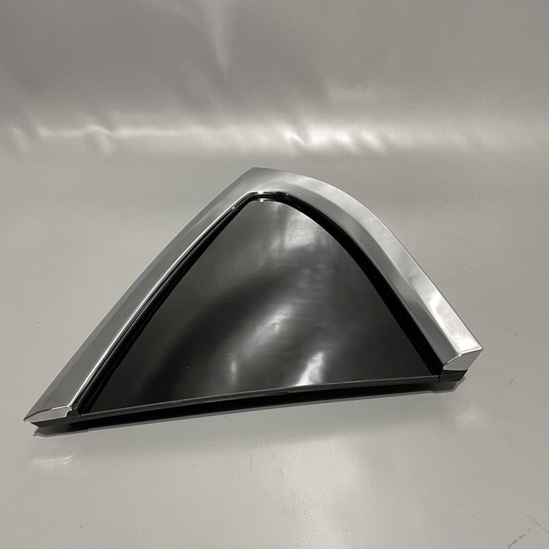 1034907-85-F TESLA MODEL X QUARTER GLASS RIGHT 1034907-85-F 2016 2017 2018 2019 2020 OEM