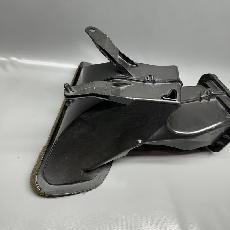 1509536-00-A TESLA MODEL Y AIR INTAKE DUCT 2020 2021 2022 2023 OEM 1509536-00-A