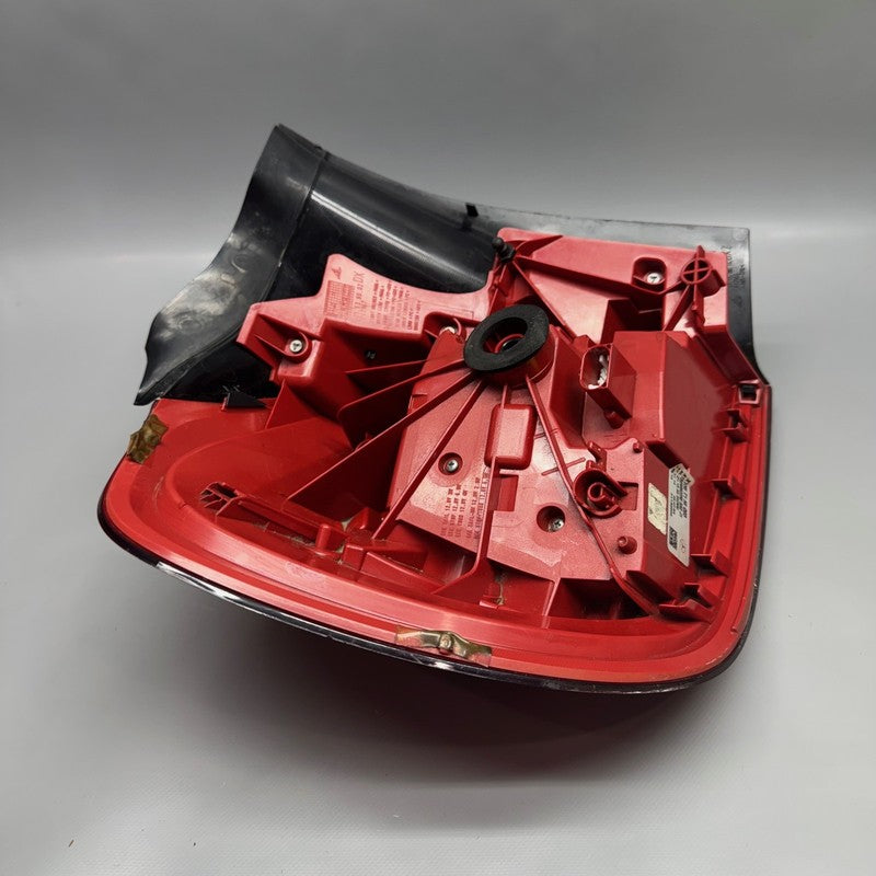 MERCEDES BENZ GLA350 TAIL LIGHT RIGHT PASSENGER 2015-2017 2018 2019 20