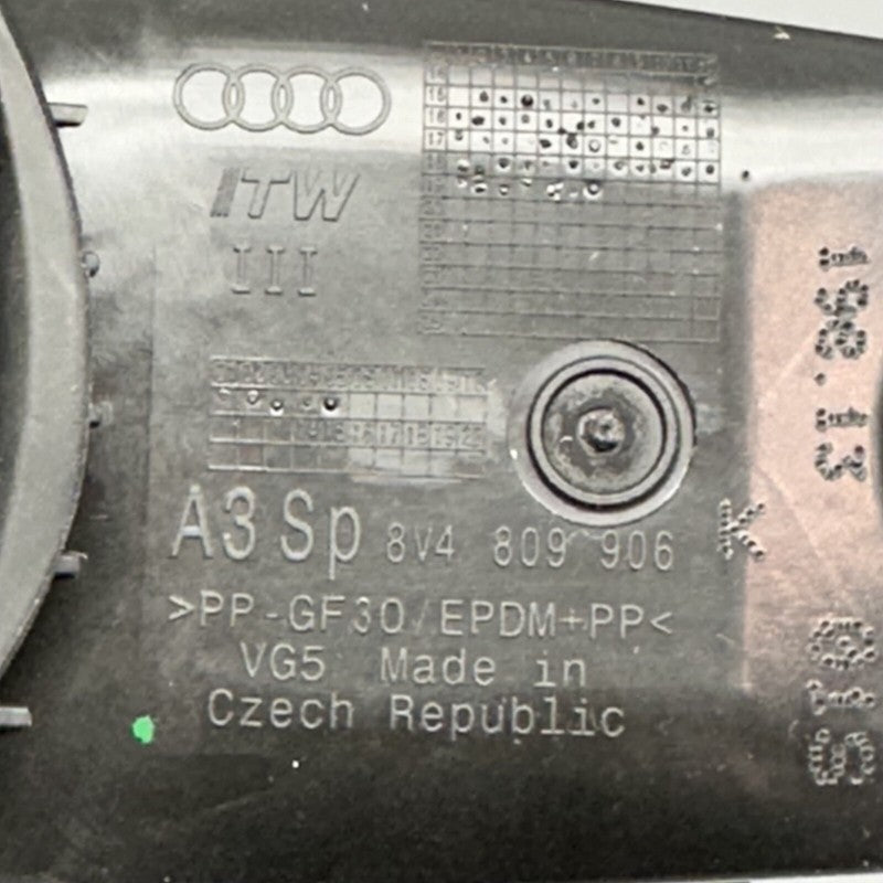 AUDI A3 SPORTBACK E-TRON FUEL POCKET 2016 2017 2018 OEM 8V4809906