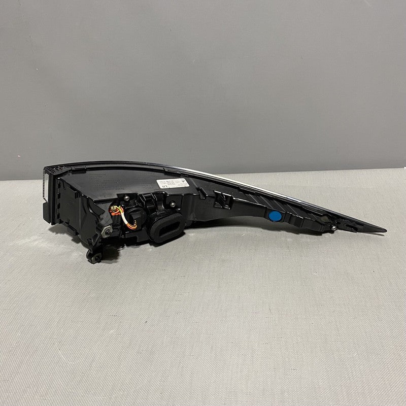 K8D2-13405-BE RANGE ROVER EVOQUE TAIL LIGHT LEFT DRIVER K8D2-13405-BE 2018 2019 2020 OEM