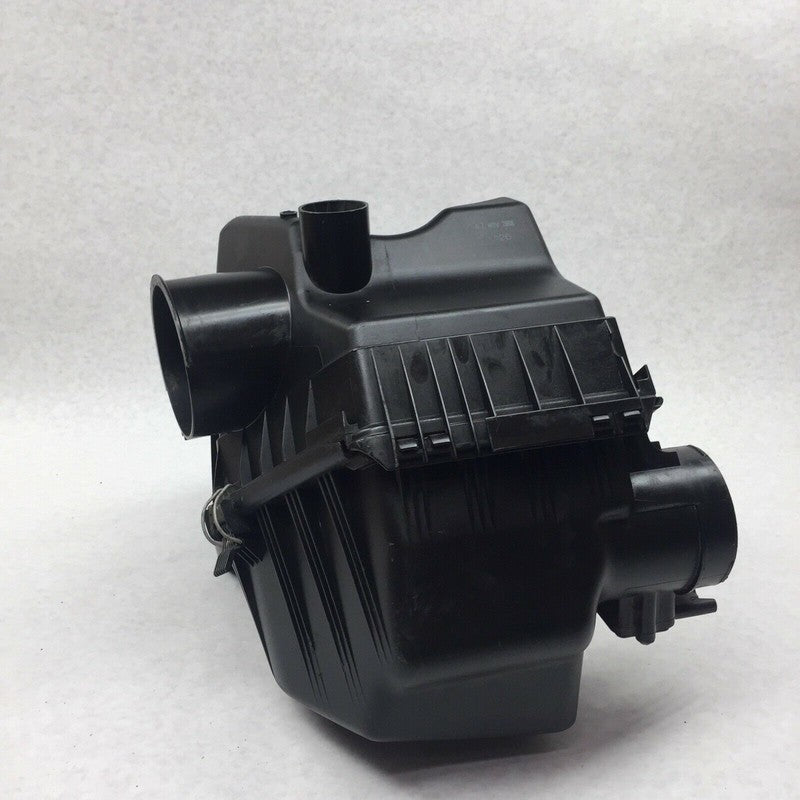 7537667 BMW 525 530 AIR INTAKE CLEANER BOX MUFFLER HOUSING 2006 2007 OEM