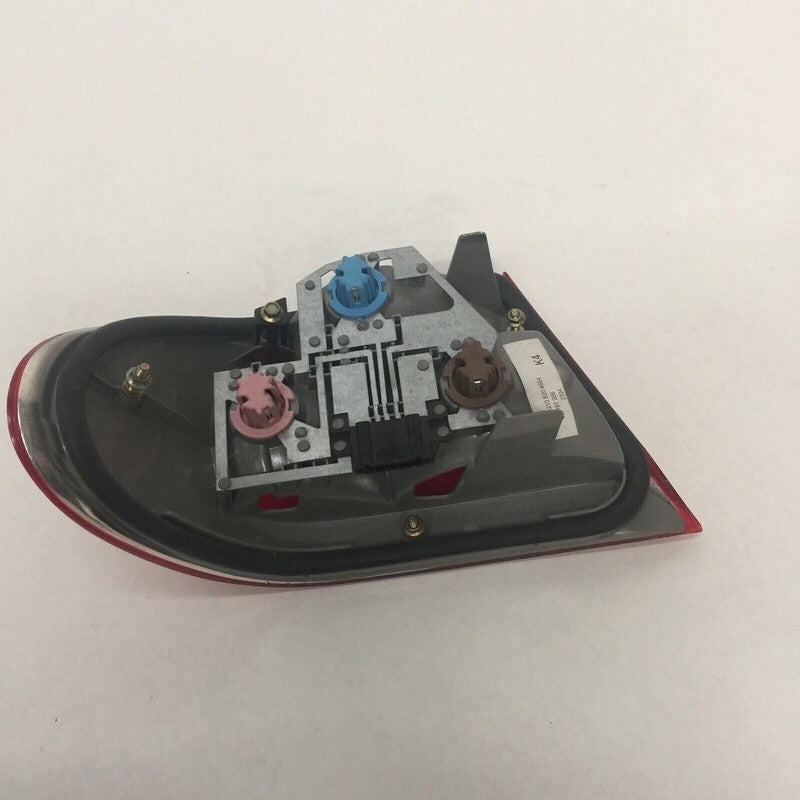 A2108204664 MERCEDES BENZ E320 E430 TAIL LIGHT RIGHT PASSENGER SIDE 1996 1997 1998 1999 OEM