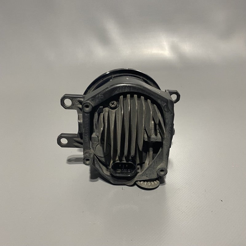 E1313794L LEXUS RX350 FOG LIGHT LEFT DRIVER RX450 E1313794L 2013 2014 2015 LED OEM