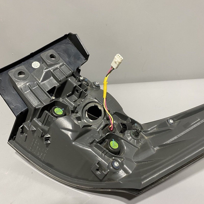 LEXUS CT200H TAIL LIGHT LEFT DRIVER SIDE 2011 2012 2013 2014 2015 2016