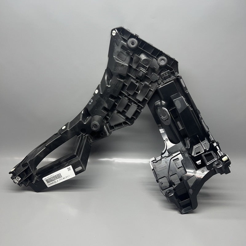 95B807254H PORSCHE MACAN BUMPER MOUNTING BRACKET RIGHT REAR 2018 2019 2020 OEM 95B807254H