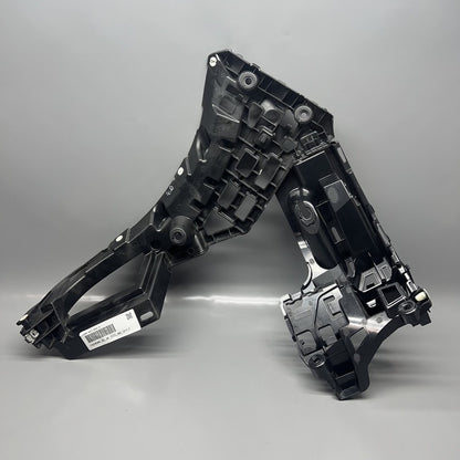 95B807254H PORSCHE MACAN BUMPER MOUNTING BRACKET RIGHT REAR 2018 2019 2020 OEM 95B807254H