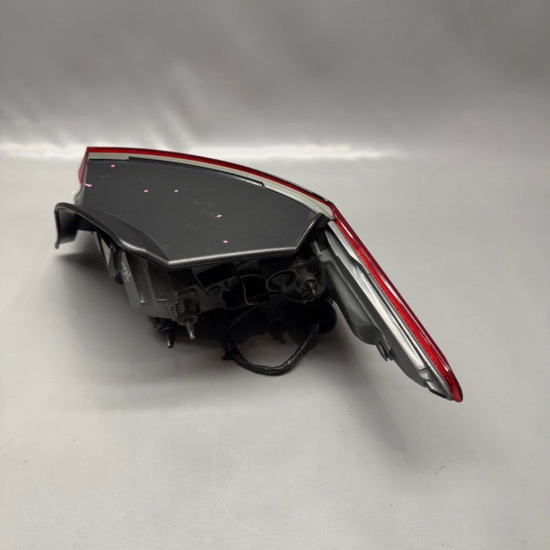 HYUNDAI ELANTRA TAIL LIGHT LEFT DRIVER 2021 2022 2023 OEM 92401AA020