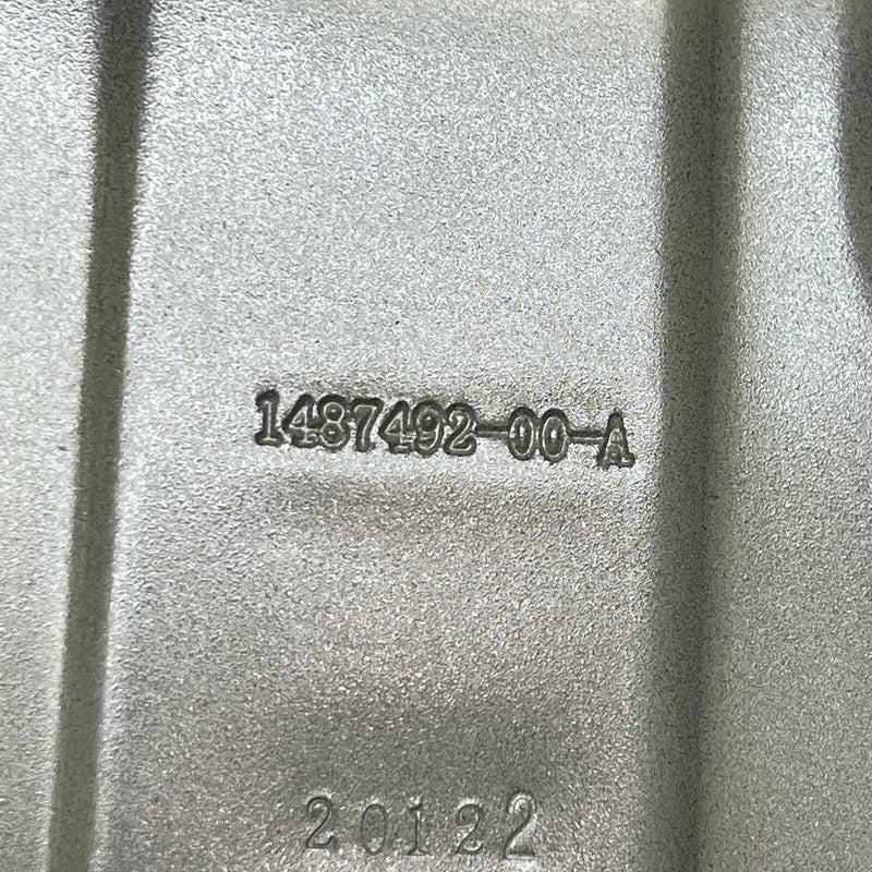 1487492-00-A TESLA MODEL Y FENDER SUPPORT BRACKET RIGHT 2020 2021 2022 2023 OEM 1487492-00-A