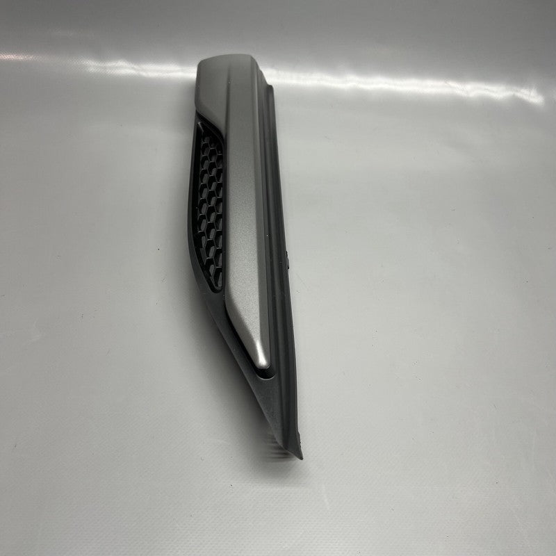 BJ32280B10-ABW RANGE ROVER EVOQUE FENDER GRILLE RIGHT 2012 13 14 15 16 17 18 2019 OEM 