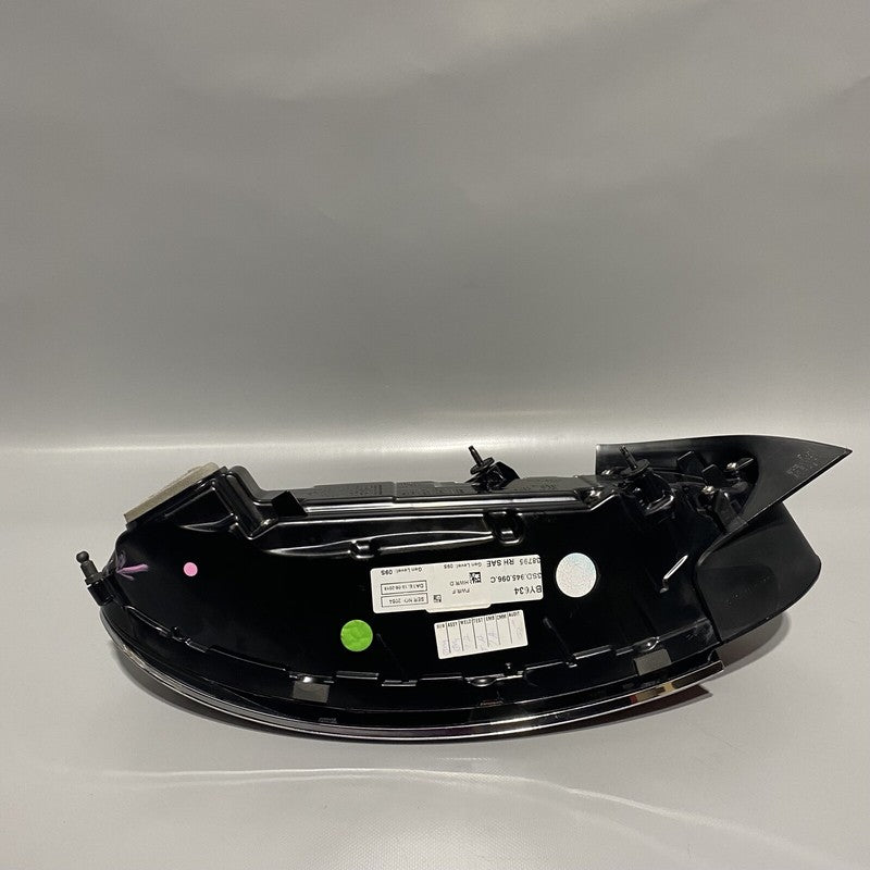 3SD945096C BENTLEY GT GTC TAIL LIGHT RIGHT PASSENGER SIDE 2020 2021 2022 OEM 3SD945096C