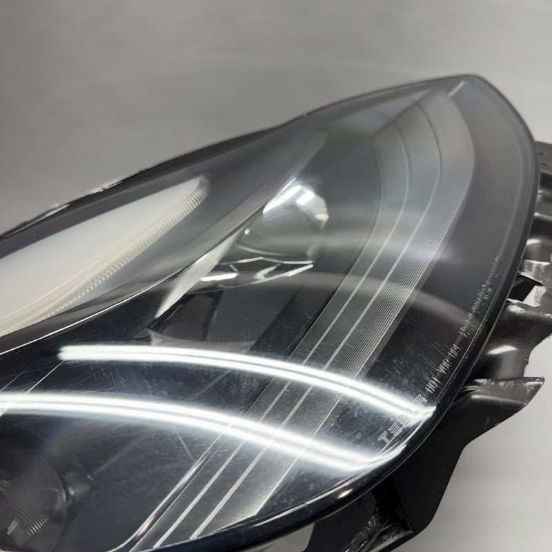 TESLA MODEL 3 Y HEADLIGHT RIGHT PASSENGER 2021 2022 2023 LED OEM 15149