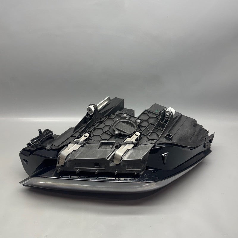 BMW M8 HEADLIGHT 850 RIGHT PASSENGER 2023 2024 LED OEM 8082648