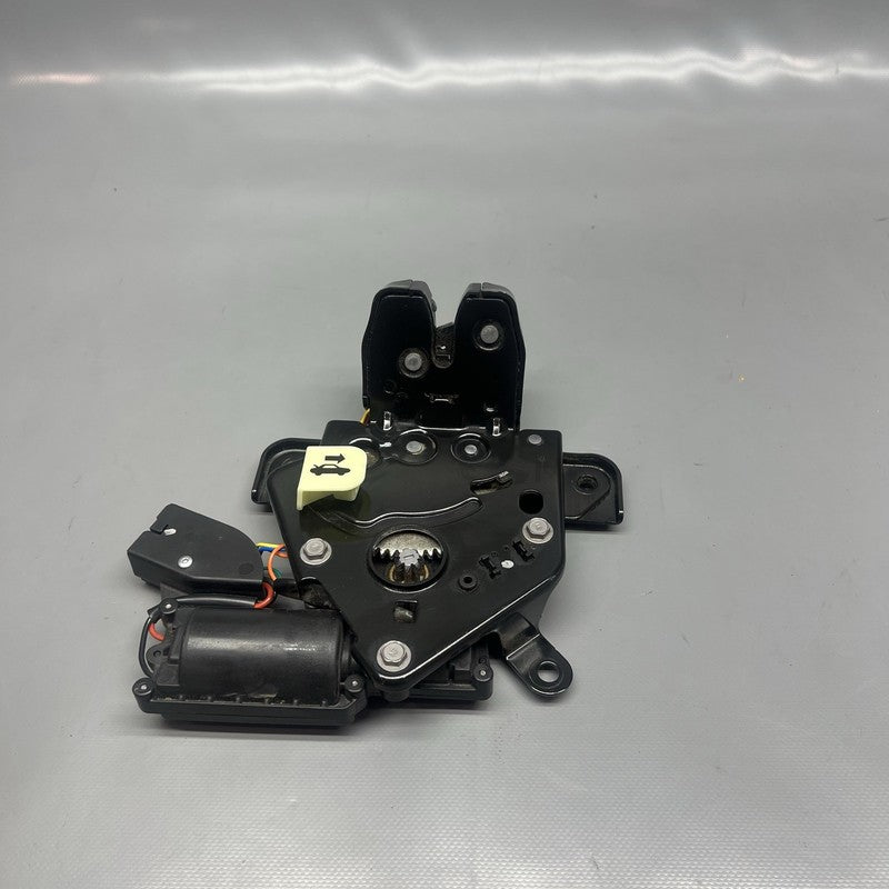 1500604-00-B TESLA MDOEL 3 Y LIFTGATE CINCH LITCH 2018 2019 2020 2021 2022 2023 1500604-00-B