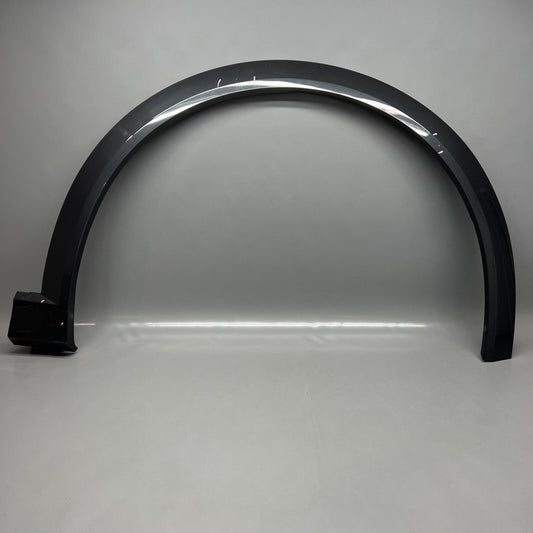 4KE853026E AUDI E-TRON WHEEL ARCH FLARE RIGHT FRONT 2019 2020 2021 2022 OEM 4KE853026E 