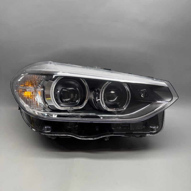 BMW X3 X4  HEADLIGHT RIGHT PASSENGER 2018 2019 2020 2021 LED OEM 87396